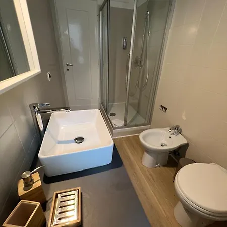 Millelire Apartment *